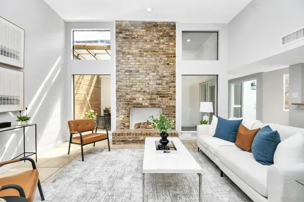 409 E Fair Harbor Lane, Houston, TX 77079