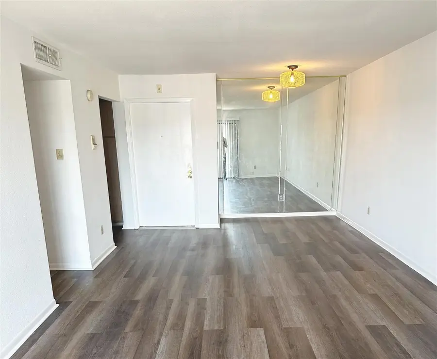 2824 S Bartell Drive, Houston, TX 77054 - #2
