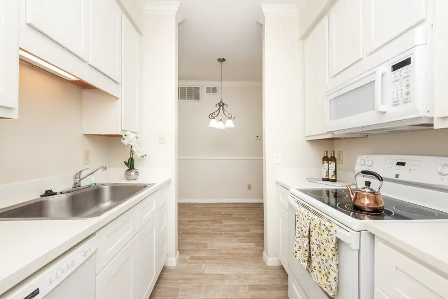 10051 Westpark Drive #207, Houston, TX 77042 - #3