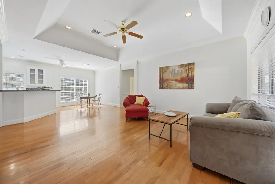 2104 Creekwood Lane, Brenham, TX 77833 - Image #2