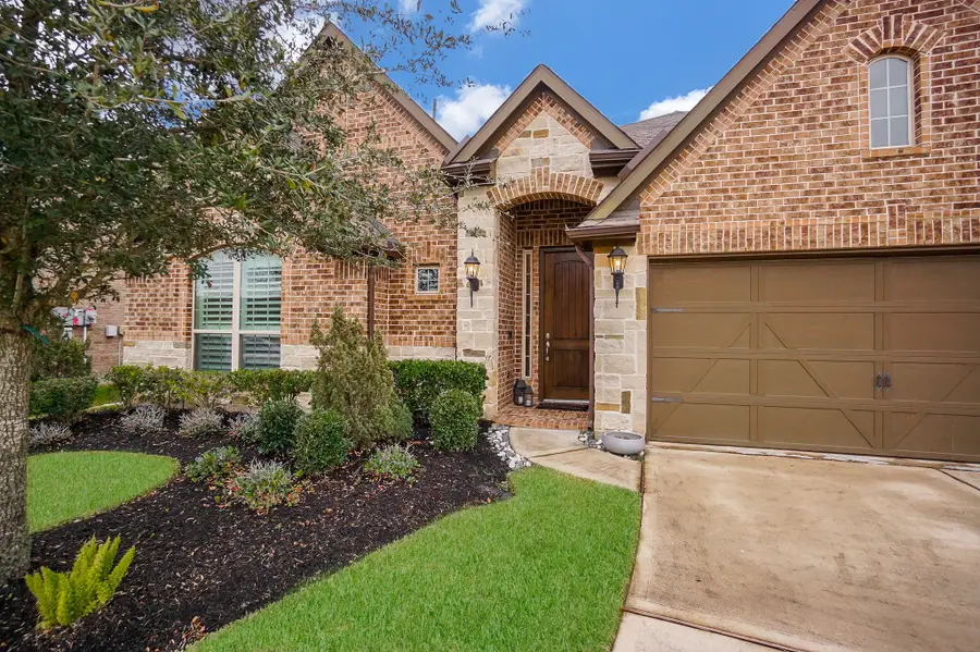 6243 Garden Lakes Lane, Sugar Land, TX 77479 - Image #2