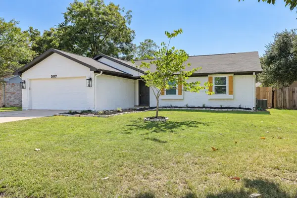 507 Land Grant Drive, Richmond, TX 77406
