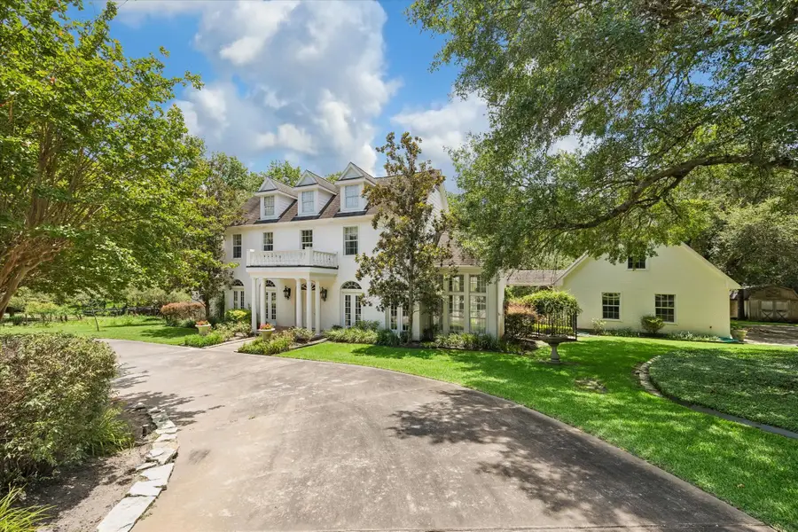 3920 N Briarwood Drive, Brenham, TX 77833 - #2