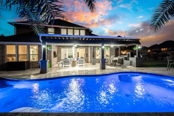 4902 Cancun Hills Court, Fulshear, TX 77441