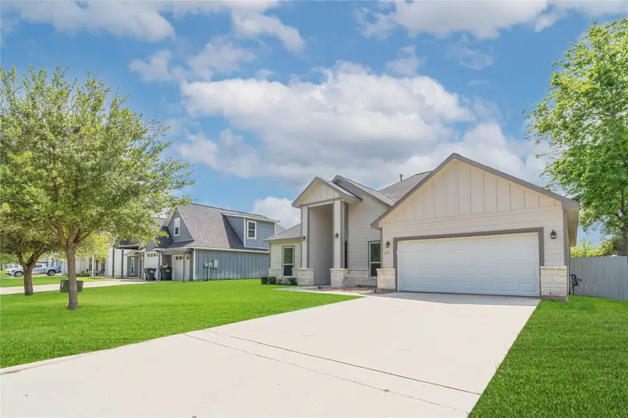 231 Mccormick Street, Columbus, TX 78934 - #2