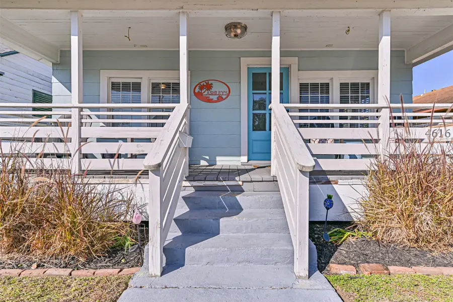 4616 Avenue Q 1/2, Galveston, TX 77551 - Image #3