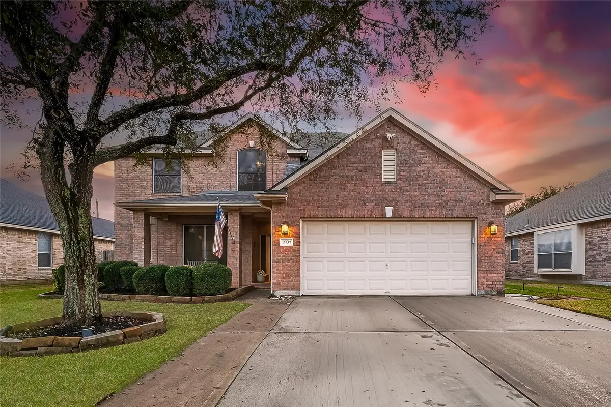 1906 Oak Shire Drive, Pearland, TX 77581 - Image #1