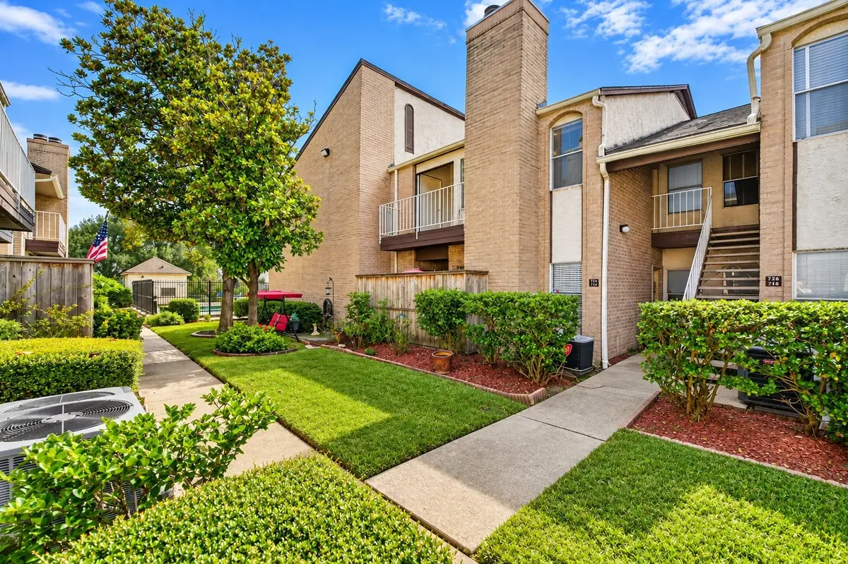 2011 Spenwick Drive #724, Houston, TX 77055 - #1