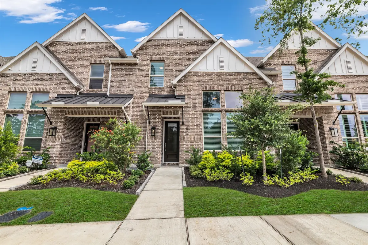 527 Cypress Valley Avenue, Montgomery, TX 77316 - Image #1