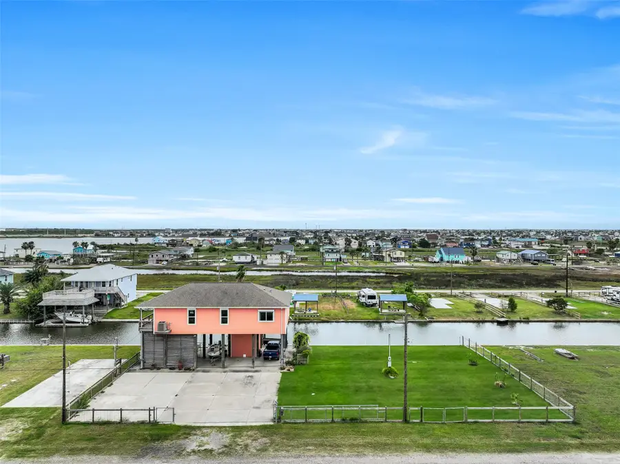 7119 Beau Rue Street, Hitchcock, TX 77563 - #2
