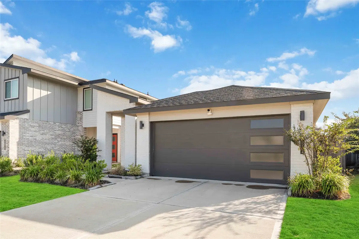 12821 Barnsbury Lane Lane, Houston, TX 77047 - Image #1