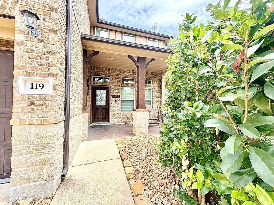 119 Red Eagle Court, Montgomery, TX 77316 - Image #2