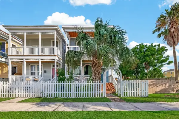 2815 Ball Street, Galveston, TX 77550