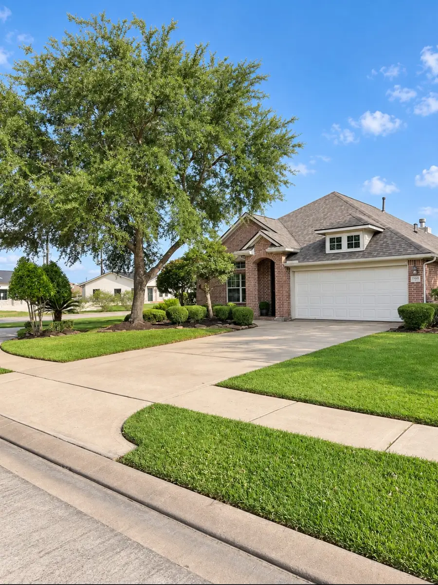 1801 High Falls Lane, Pearland, TX 77581 - #2