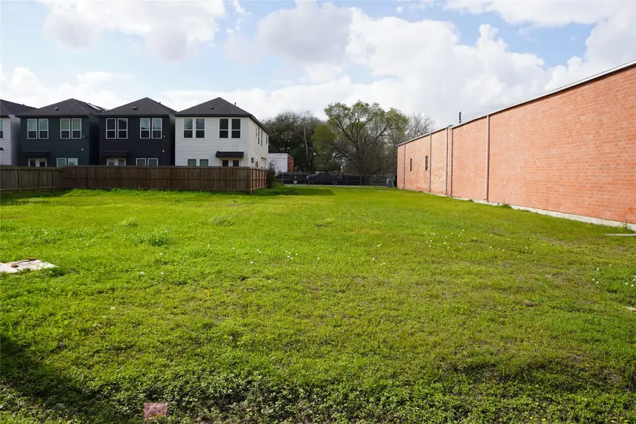 6319 Eastwood Street, Houston, TX 77021 - #2