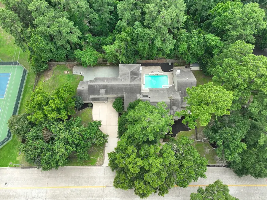 13711 Champions Park Drive, Houston, TX 77069 - Image #3