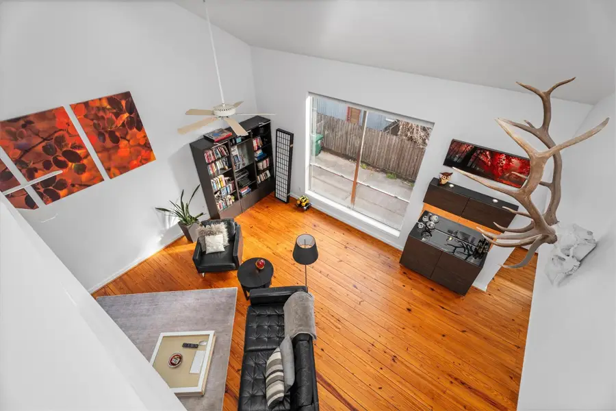 2711 Chenevert Street, Houston, TX 77004 - #3