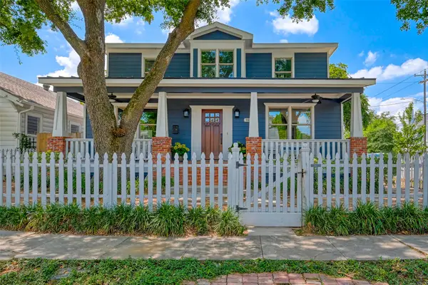 950 Omar Street, Houston, TX 77009