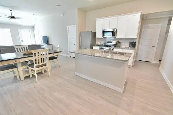 26544 Eternal Drive, La Marque, TX 77568