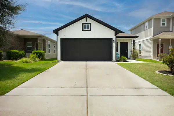 14539 Maple Field Dr, Houston, TX 77069