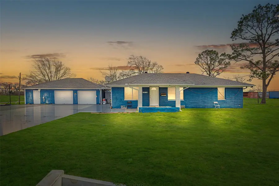 28539 Highway 36, Damon, TX 77430 - #2