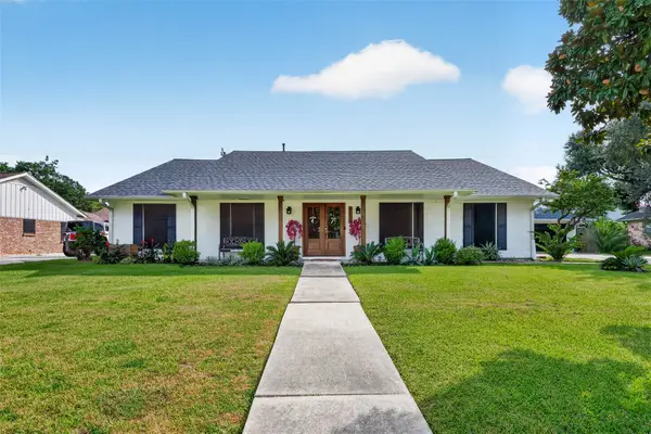 5109 Glenhaven Drive, Baytown, TX 77521