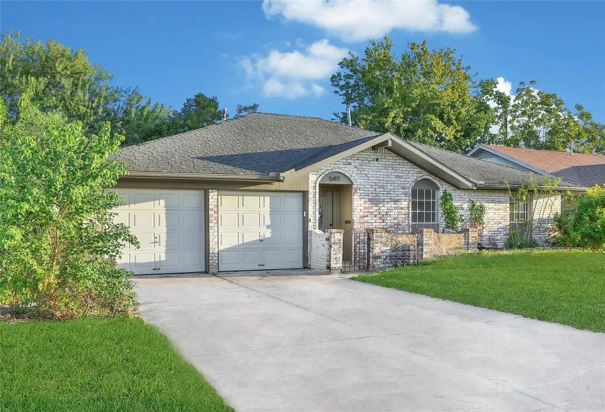 5411 Fairgreen Lane, Houston, TX 77048 - Image #1
