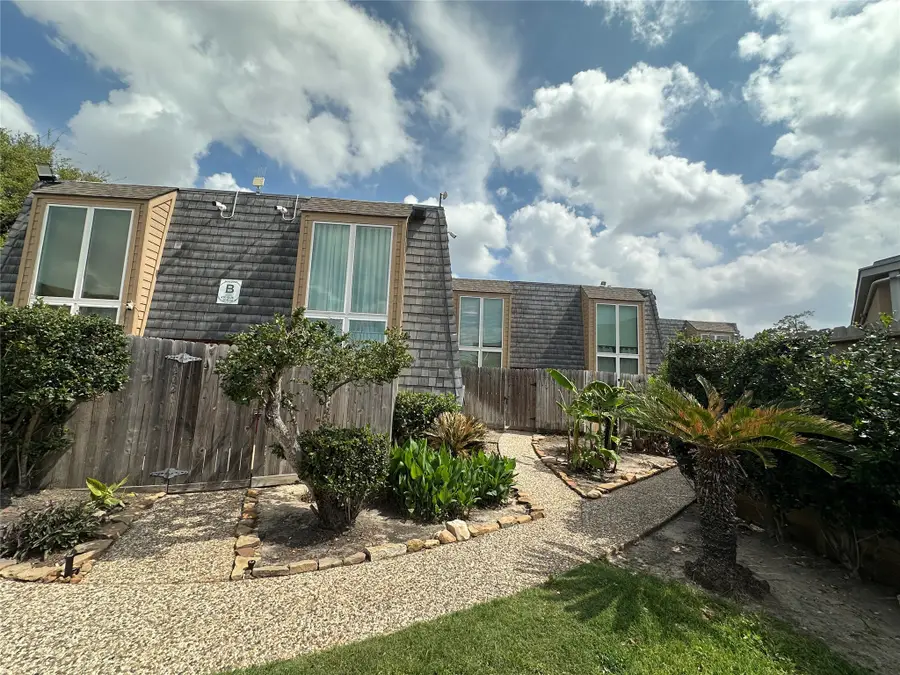 16120 Stuebner Airline Road #202, Spring, TX 77379 - #2