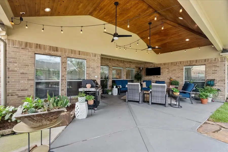 1731 Round Rock Street, Friendswood, TX 77546 - #2