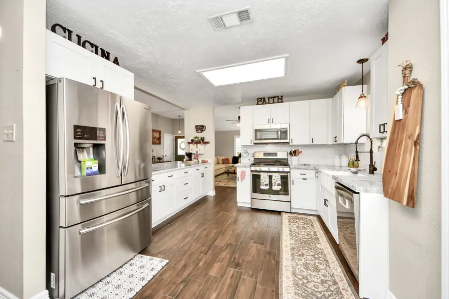 2003 Edinburg Avenue, League City, TX 77573 - #3