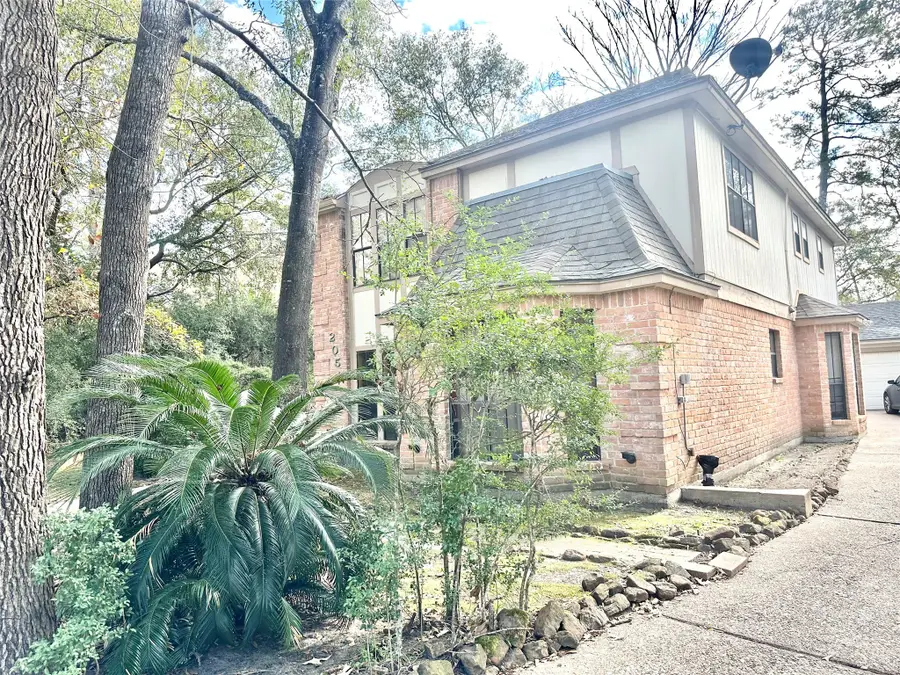 2058 Parkdale Drive, Kingwood, TX 77339 - Image #2