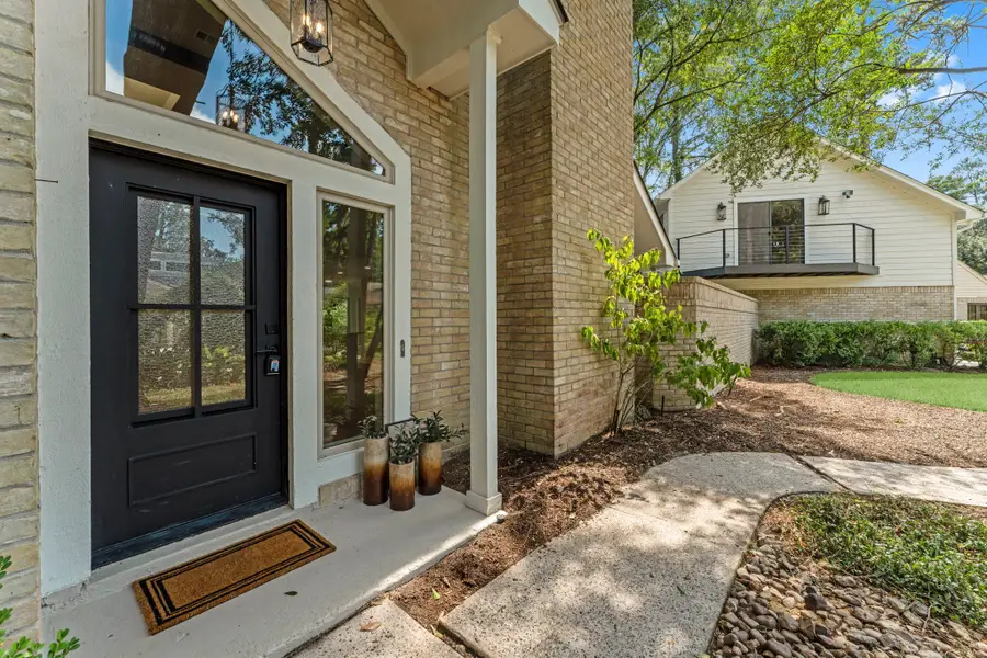 4 N Autumnwood Way, The Woodlands, TX 77380 - Image #3