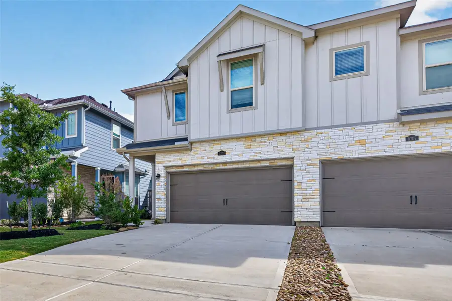 5703 Foggy Vine Court, Fulshear, TX 77441 - #3