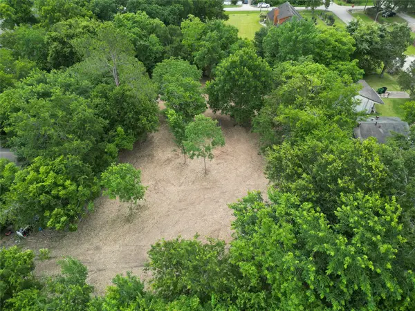 13515 Canterwell Road, Houston, TX 77047