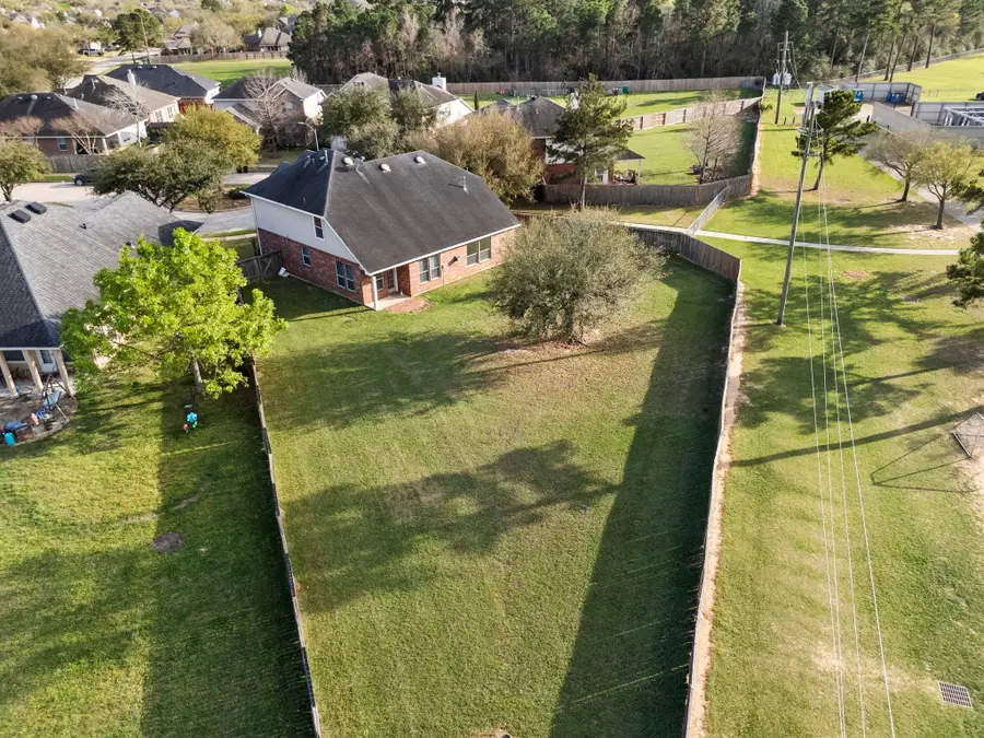 9526 Tartan Manor Street, Spring, TX 77379 - #2