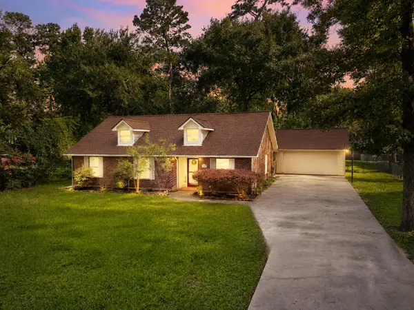 7506 Ramblewood Drive, Magnolia, TX 77354