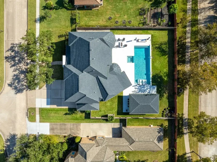 7714 Long Shadows Drive, Sugar Land, TX 77479 - Image #3