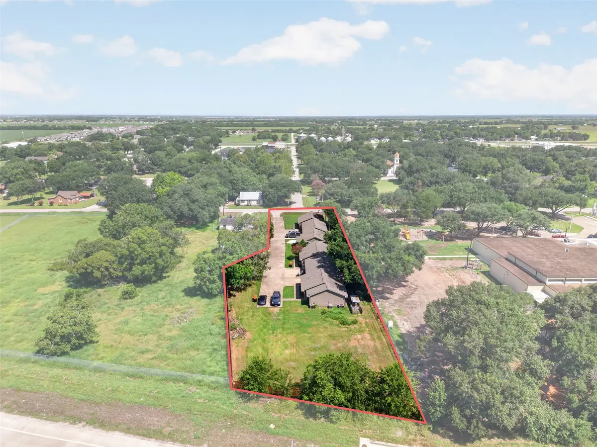 7523 Avenue J, Beasley, TX 77417 - #1