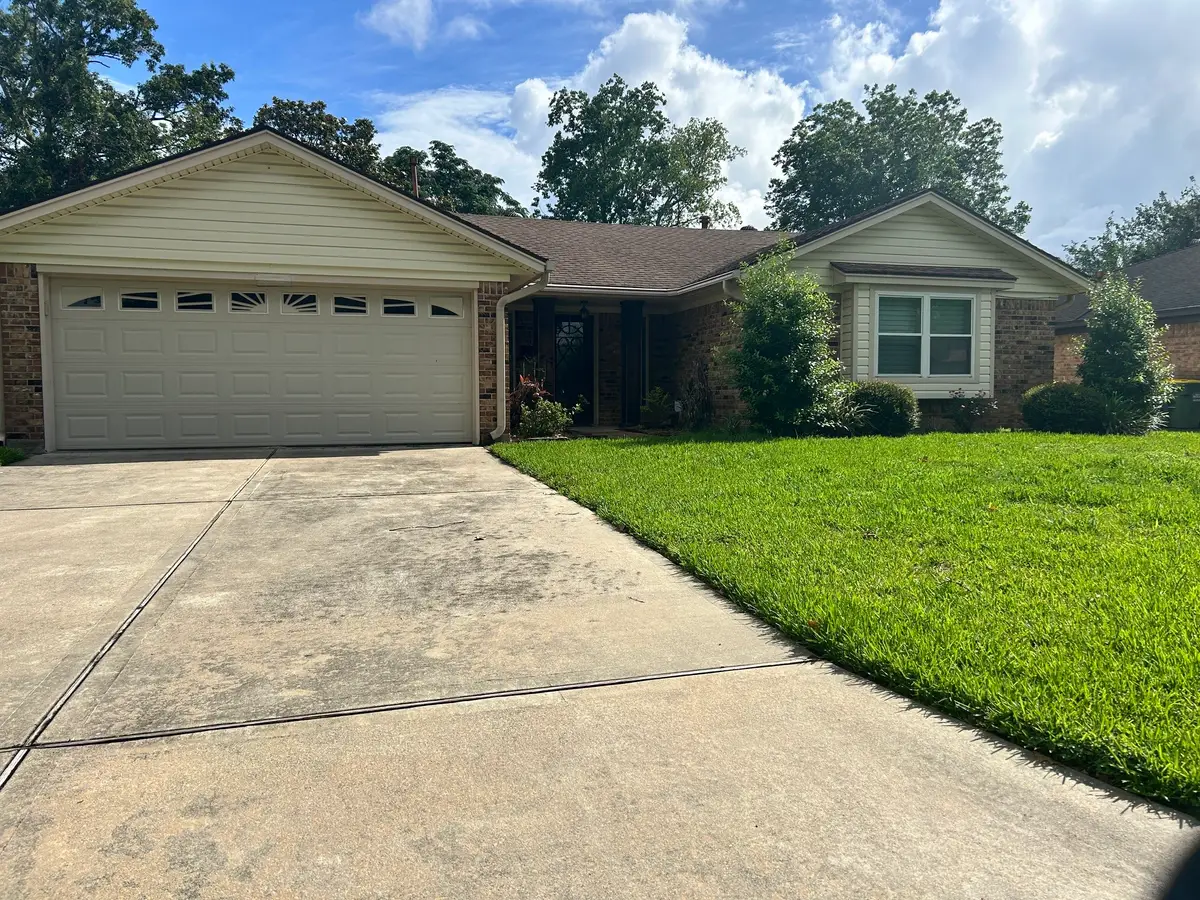 5105 Apple Springs Drive, Pearland, TX 77584 - #1
