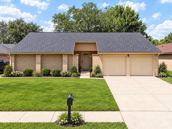 10015 Rustic Rock Road, La Porte, TX 77571