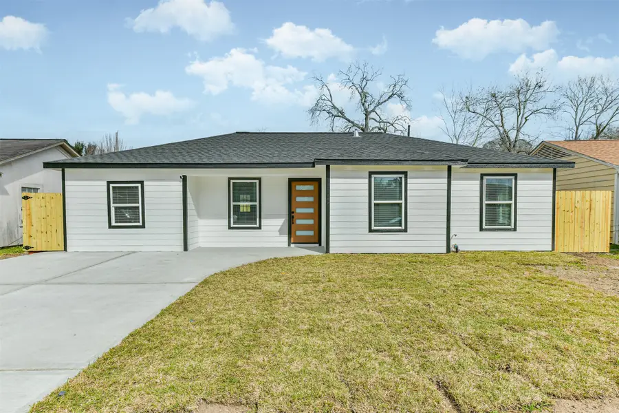 5527 Lakefield Drive, Houston, TX 77033 - #2