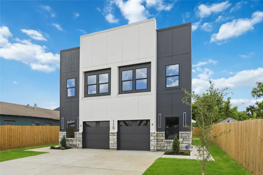 5942 Southridge Street #A and B, Houston, TX 77033 - #2