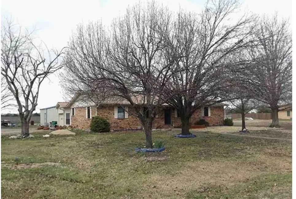 801 N Main Street, Dodd City, TX 75438 - #1