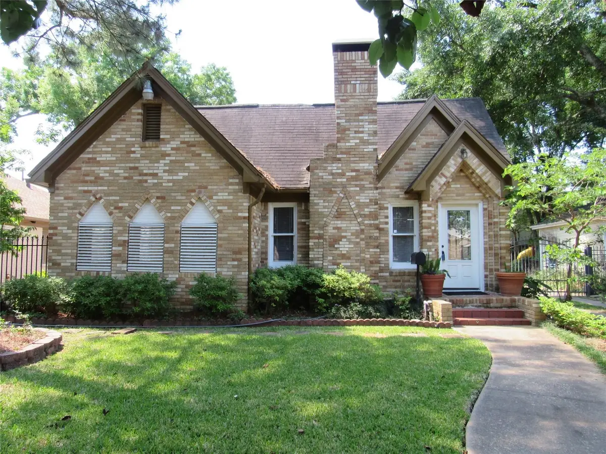 2141 Colquitt Street, Houston, TX 77098 - #1