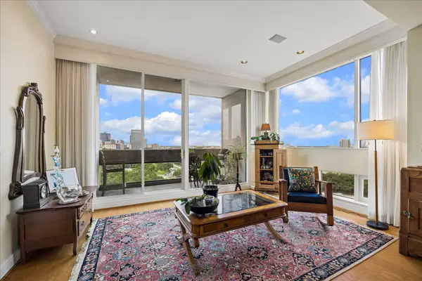 1111 Hermann Drive #11A, Houston, TX 77004