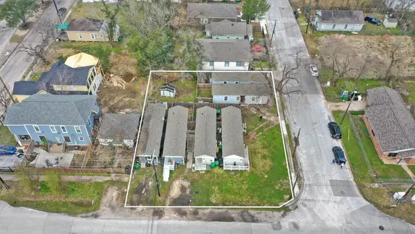 3706 Delano Street, Houston, TX 77004