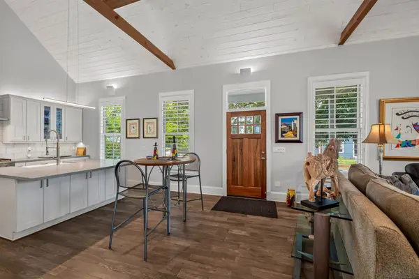 303 W Alamo Street, Brenham, TX 77833