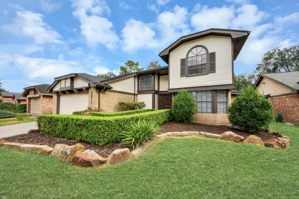 3211 The Highlands Drive, Sugar Land, TX 77478