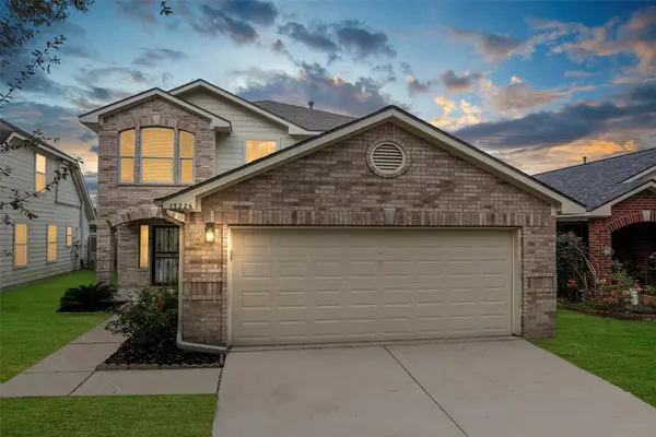 13226 Ridgewood Knoll Lane, Houston, TX 77047