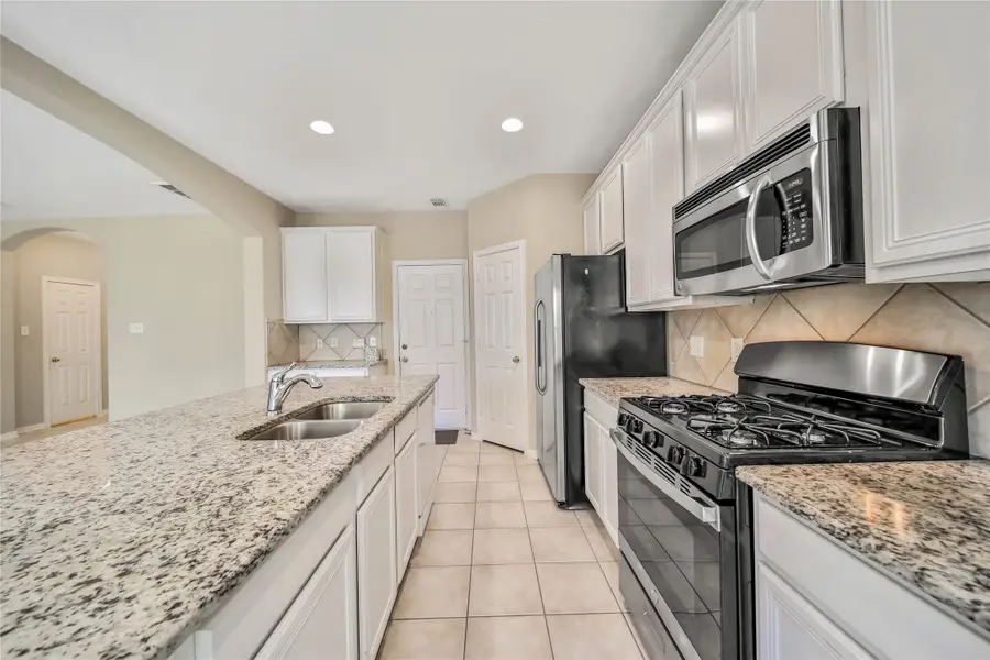 111 W Burberry Circle, The Woodlands, TX 77384 - #3